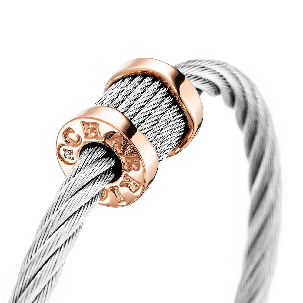 Combo set Yara & Néo - ©2025 Philippe Charriol International Ltd. -
