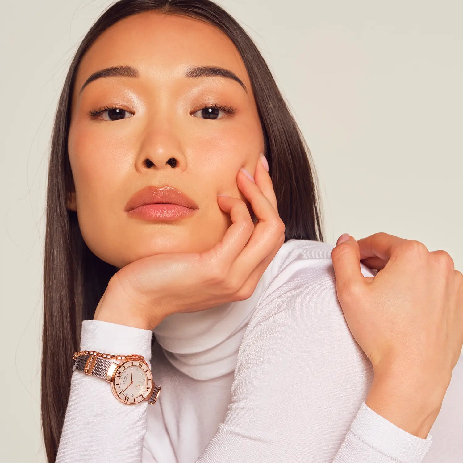 ST TROPEZ30MM, CALIBRE QUARTZ, NACRE AVEC DIAMANT 10 DIAMANTS, BEZEL NACRE, BRACELET CABLE ACIER - Charriol Geneve - Montres