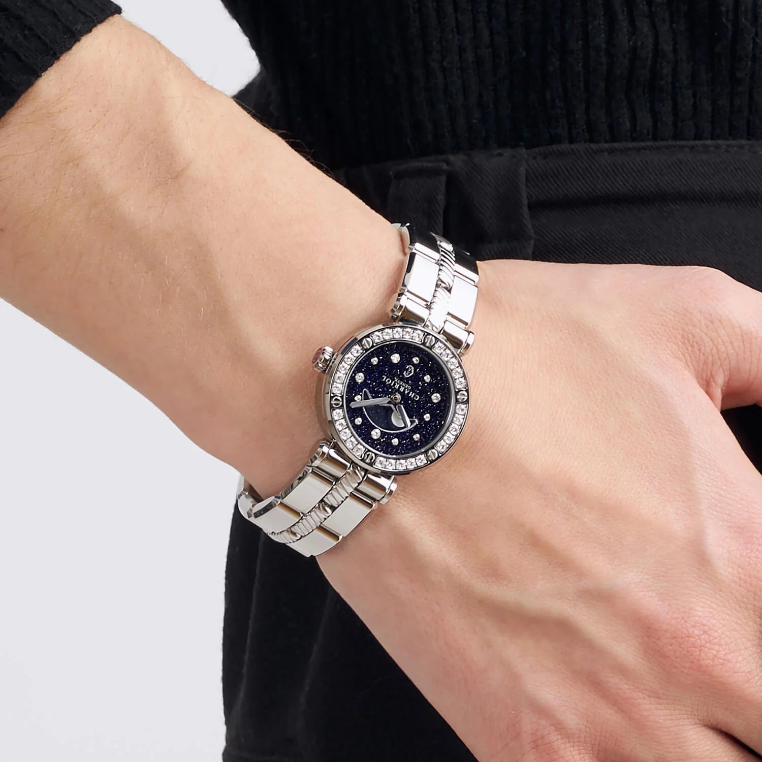 NAVIGATOR CRUISE, 28MM, MOONPHASE QUARTZ CALIBRE, AVENTURINE PRINTED WITH 12 DIAMONDS DIAL, STEEL WITH 30 DIAMONDS WITH 6 SCREWS BEZEL, METAL INTERCHANGEABLE BRACELET